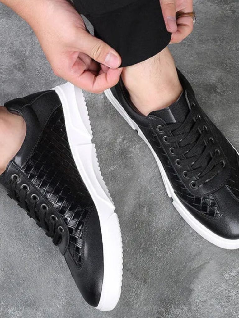 Noir Artisan Shoes - Cross & Crown