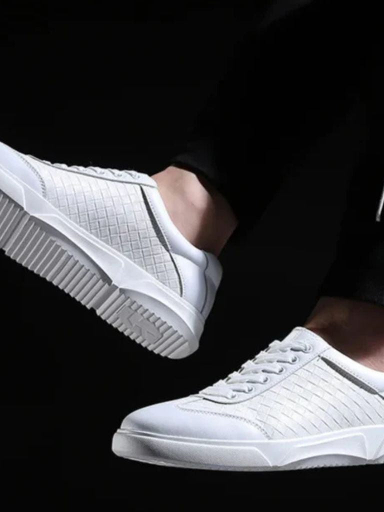 Noir Artisan Shoes - Cross & Crown